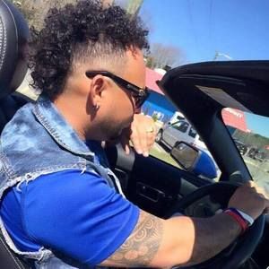 Meet your Posher, Alexis